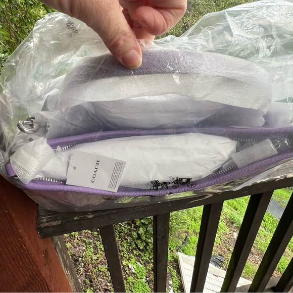 COACH Shoulder/Crossbody Purse Purple Pebble Leather w Silver Hardware NEW! - Picture 8 of 12